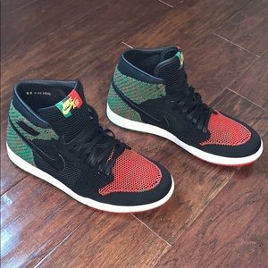 Air Jordan 1 Retro High Flyknit